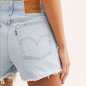 Levi’s Wedgie Shorts